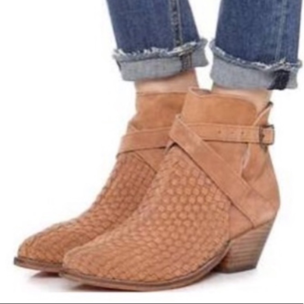 Free people ankle boots size 38